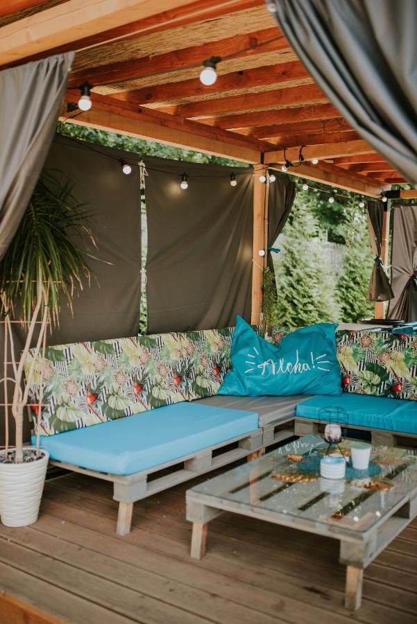 Aloha Glamp - Okragle Domki Przy Rzece - Balia I Sauna - Energylandia Zagornik エクステリア 写真