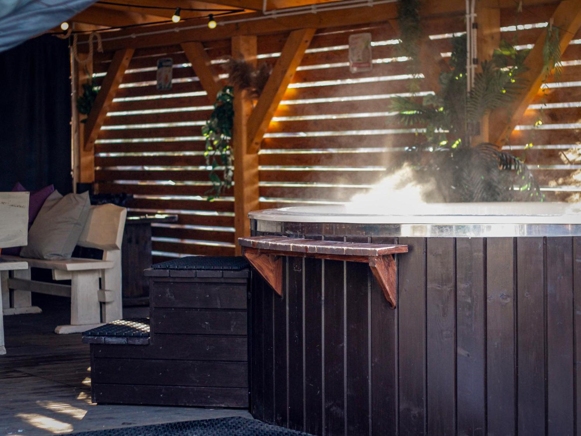 Aloha Glamp - Okragle Domki Przy Rzece - Balia I Sauna - Energylandia Zagornik 部屋 写真
