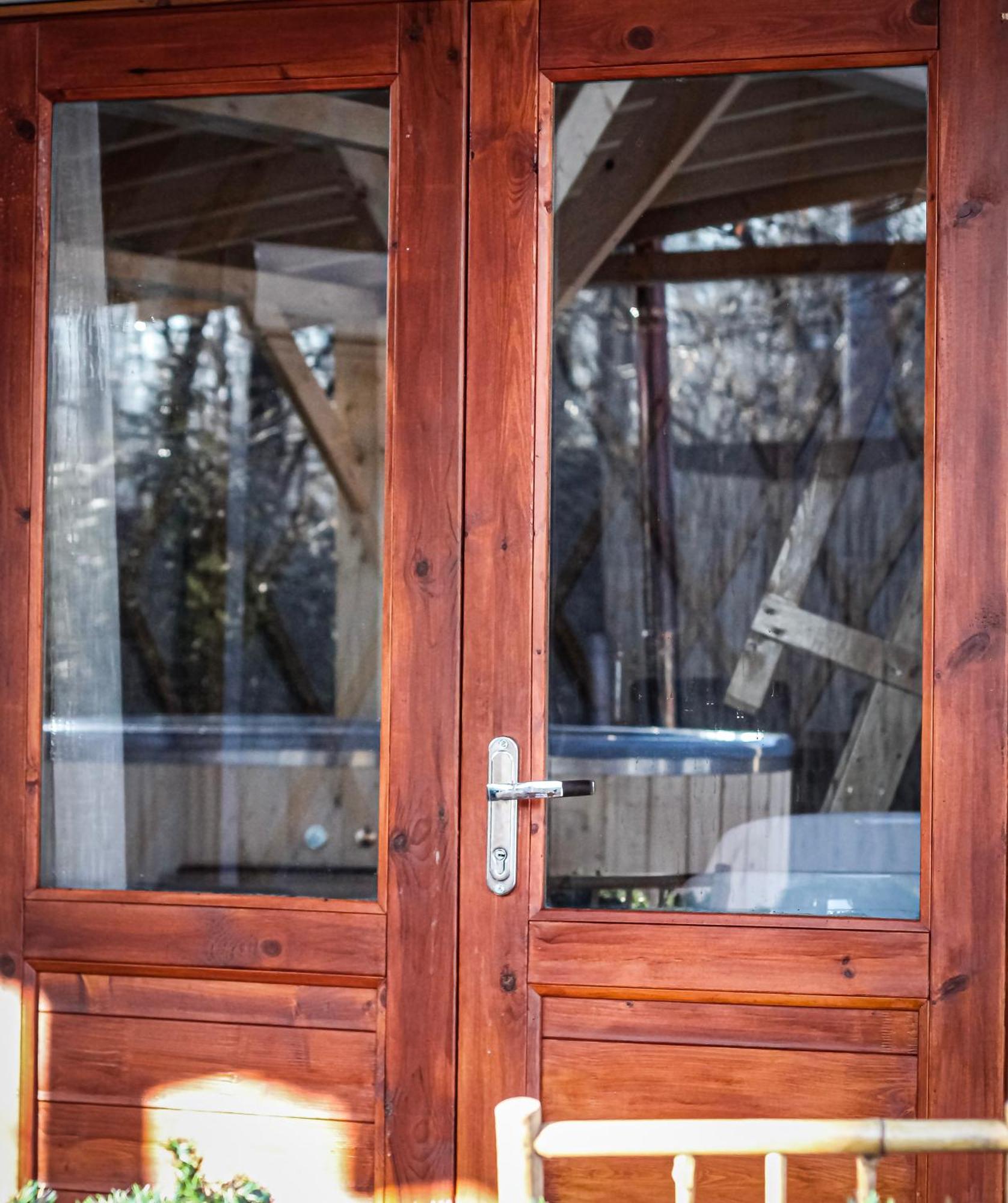 Aloha Glamp - Okragle Domki Przy Rzece - Balia I Sauna - Energylandia Zagornik 部屋 写真