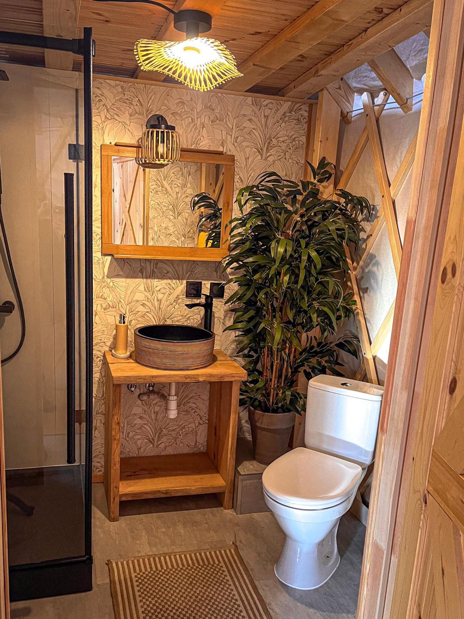 Aloha Glamp - Okragle Domki Przy Rzece - Balia I Sauna - Energylandia Zagornik 部屋 写真