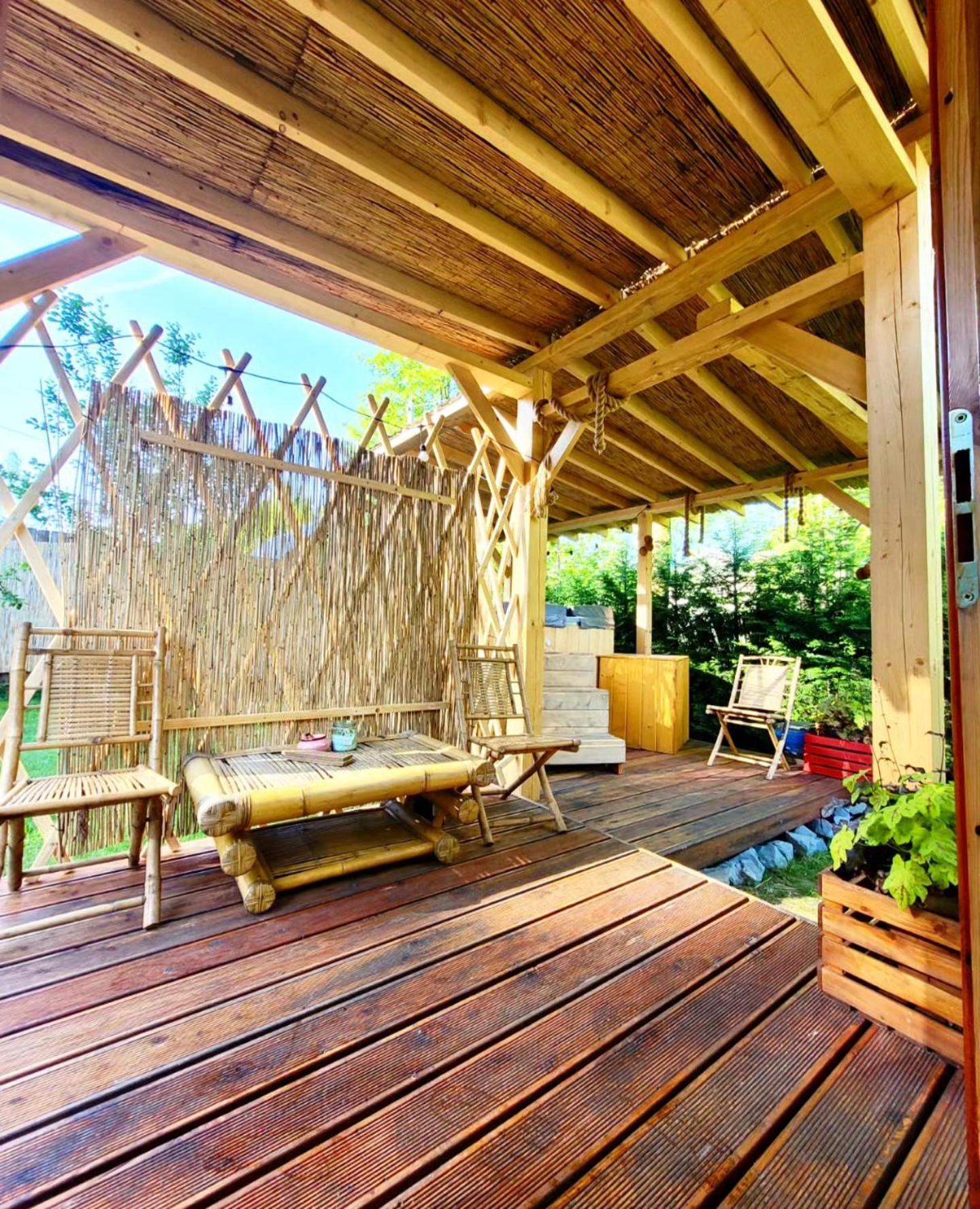 Aloha Glamp - Okragle Domki Przy Rzece - Balia I Sauna - Energylandia Zagornik 部屋 写真