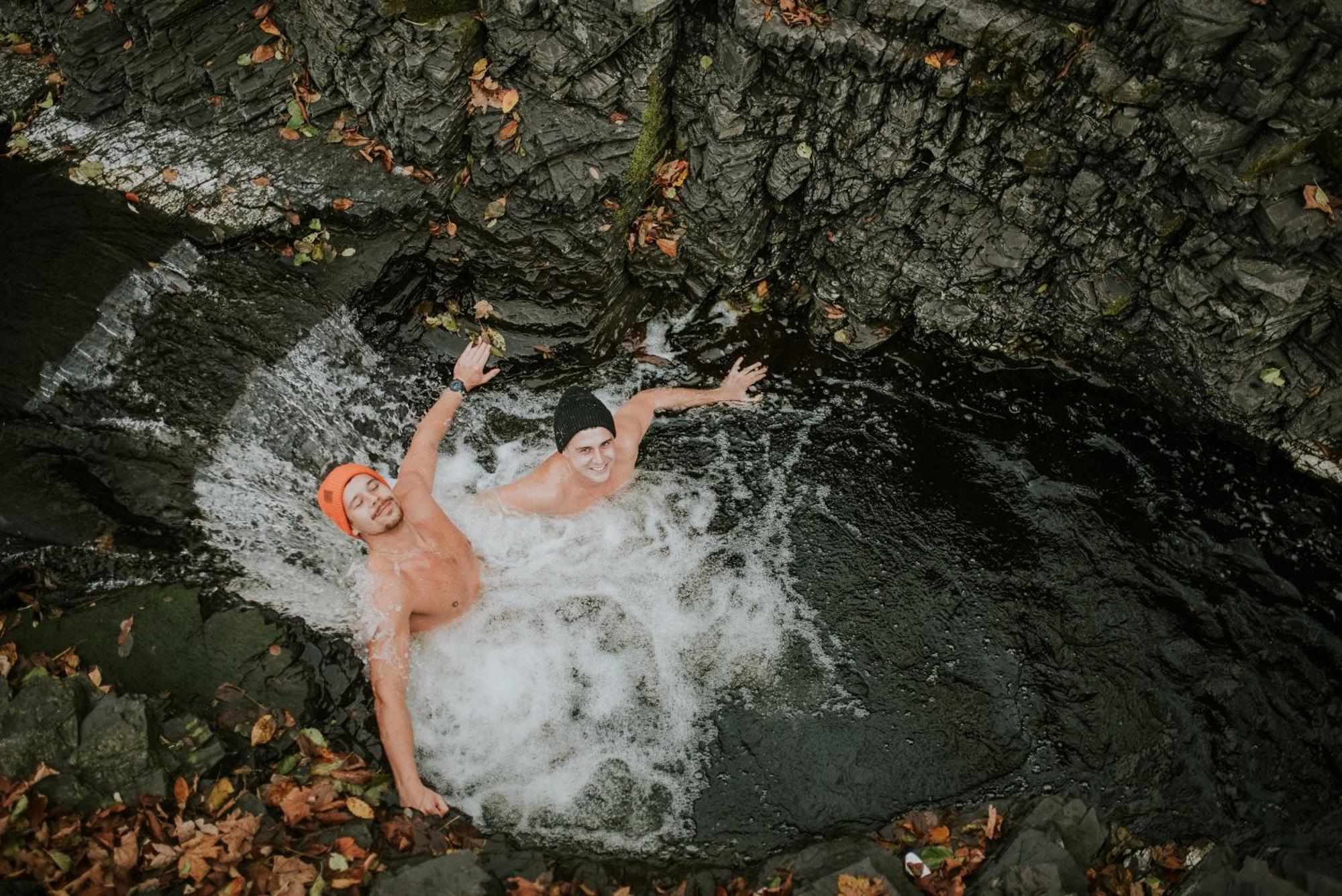Aloha Glamp - Okragle Domki Przy Rzece - Balia I Sauna - Energylandia Zagornik エクステリア 写真